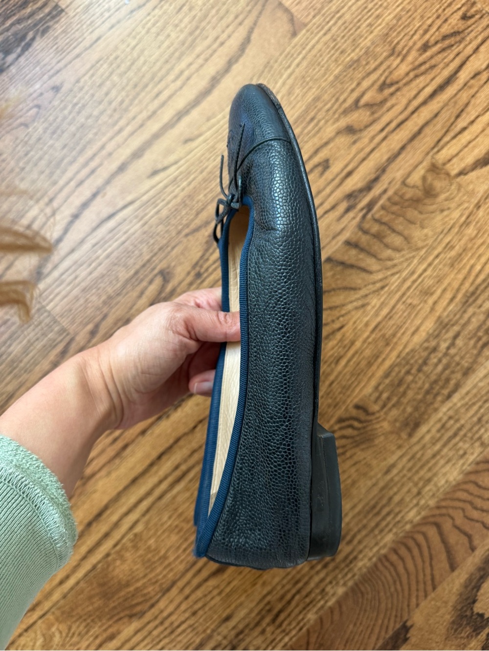 CHANEL Navy Caviar Leather Ballet Flats with CC Toe Size 40 - Picture 2 of 4